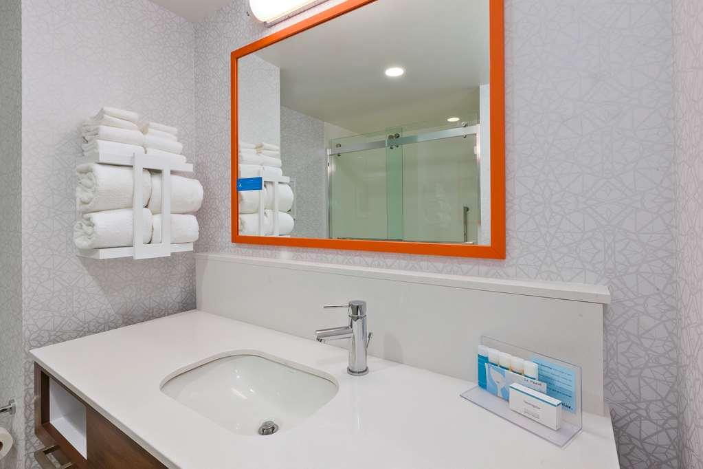 Hampton Inn Cape Cod Canal Bourne Quarto foto